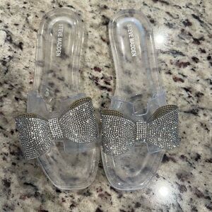 Steve Madden Silver Rhinestone Bow Sandals